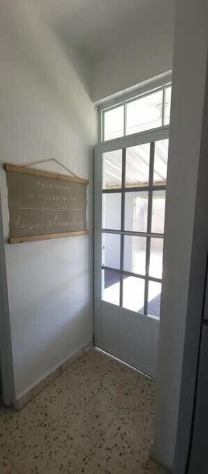 Interior - El Retiro Home (Aguadilla)