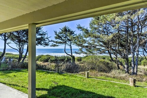 The Pelican! Private, Beach Access! Family Fun! Perfect Vacation! NO PETS.