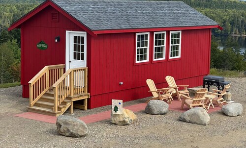 Little Mountain Cottage in Whiting Maine.