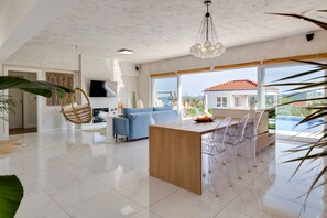 Interior - Villa Atticora with Pool (Radašinovci)