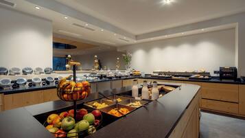 Petit déjeuner continental compris tous les jours