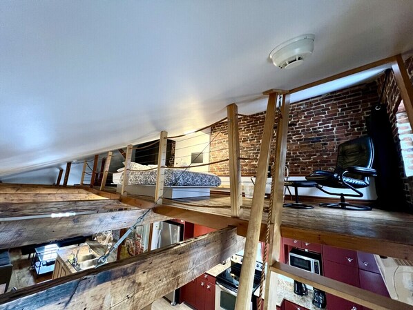 3 makuuhuonetta, silitysrauta/-lauta, vauvan matkasänky, ilmainen Wi-Fi