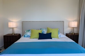 2 bedrooms, iron/ironing board, bed sheets - 2BR Private Pool •Canal View, 5 Min from the Beach (Las Jarretaderas)