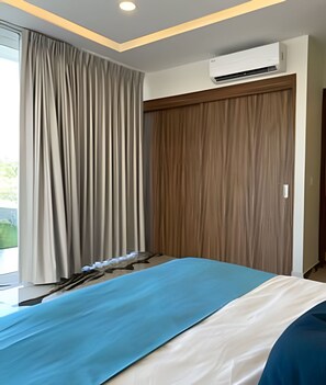 2 Schlafzimmer, Bügeleisen/Bügelbrett, Bettwäsche