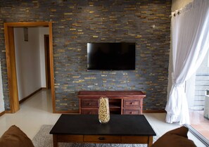 Deluxe Room | Free WiFi - Bridge Apartments Lagos (Lekki)