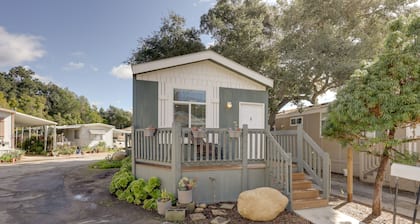 Charming Oak View Retreat ~ 5 Mi to Ojai Valley!