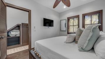 1 bedroom, Internet, bed sheets