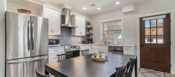 Brand new 2 Bed/ 2 Bath Luxury Condo at the Dala House