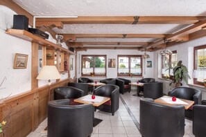 Reception - Alpenhotel Gastager (Inzell)