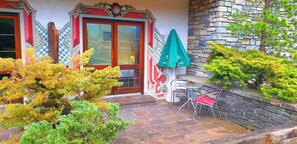 Basic Double Room | Terrace/patio - Alpenhotel Gastager (Inzell)