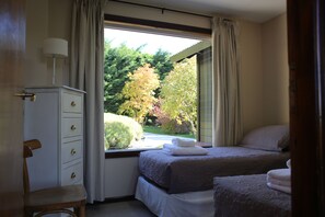 3 bedrooms, premium bedding, down duvets, in-room safe