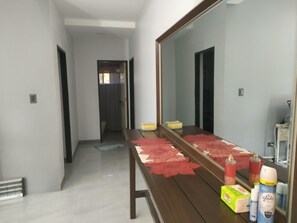 Interior - New white and gray BIG house located in a nice quiet community. (Alfonso Cavite)