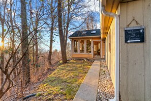 Exterior detail - Sunset Vista Home Minutes from Asheville! (Asheville)