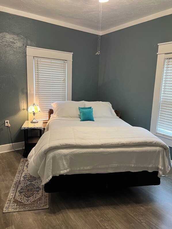 3 bedrooms, free WiFi, bed sheets