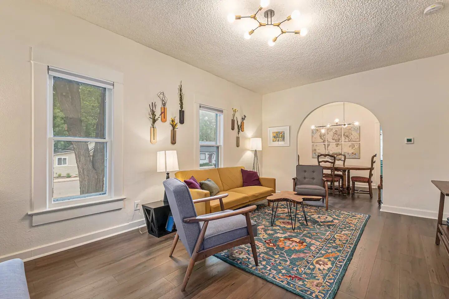 Downtown Loveland Bungalow, Charming, Historic 2br Recently Remodeled Gem. - Loveland, CO