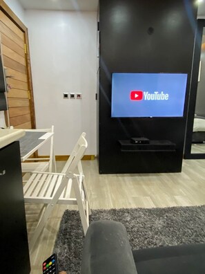 1 bedroom, soundproofing, free WiFi - Le Noir Studio Apt Ikoy (Lagos)