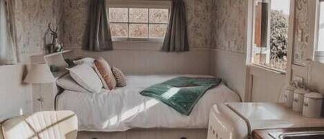 1 habitación, cuna de viaje, wifi y ropa de cama