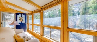 Ruidoso Cabin in the Mtns: River & Forest Views!