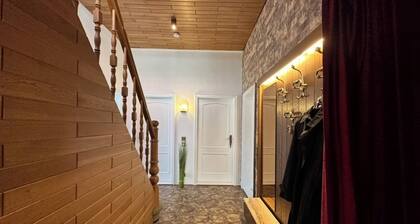 Zwei Schlafzimmer im ländlichen Grünen.