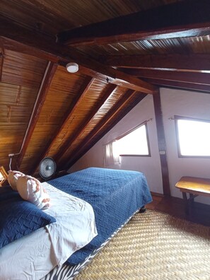 Comfort Double Room | Free WiFi, bed sheets