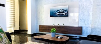 Jotani Living Hotel and Suites