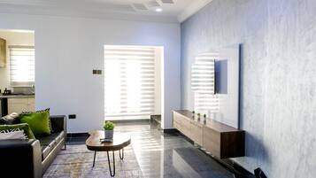 Business Room | 1 bedroom, soundproofing, free WiFi