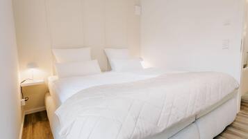 2 Schlafzimmer, Bügeleisen/Bügelbrett, kostenloses WLAN