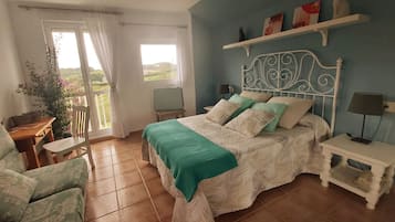 Superior Room | Free WiFi, bed sheets