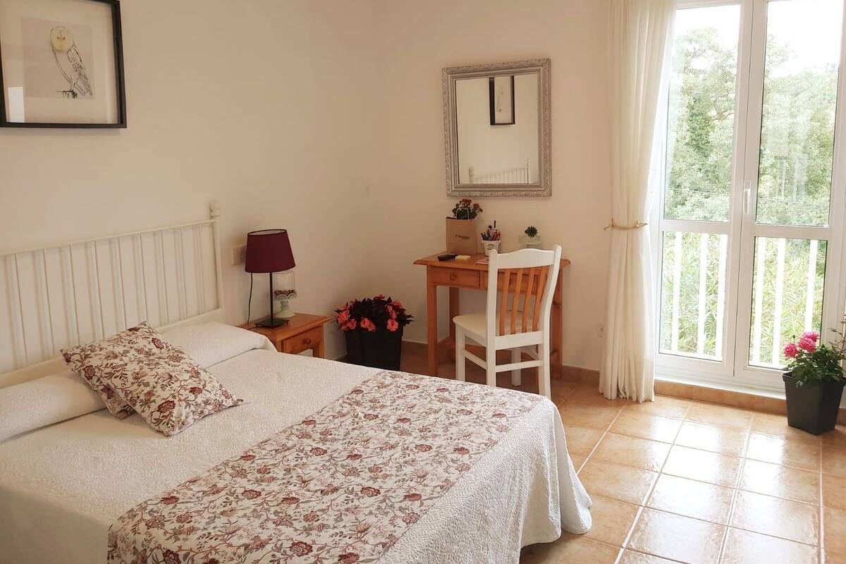 Classic Double Room | Free WiFi, bed sheets