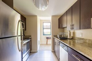 Fridge, microwave, oven, dishwasher