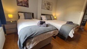 1 bedroom, free WiFi - Waterworks En Suite Rooms with Private Living Room (Belfast)