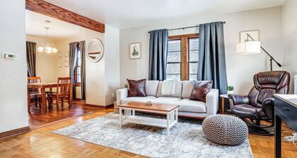 Pet-Friendly Saint Paul Home w/ Shared Yard!