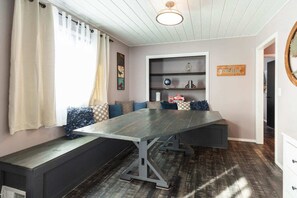 Dining - Short Drive Away From Sioux Falls Shopping Hotspots (Sioux Falls)