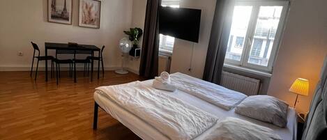 2 bedrooms, WiFi, bed sheets