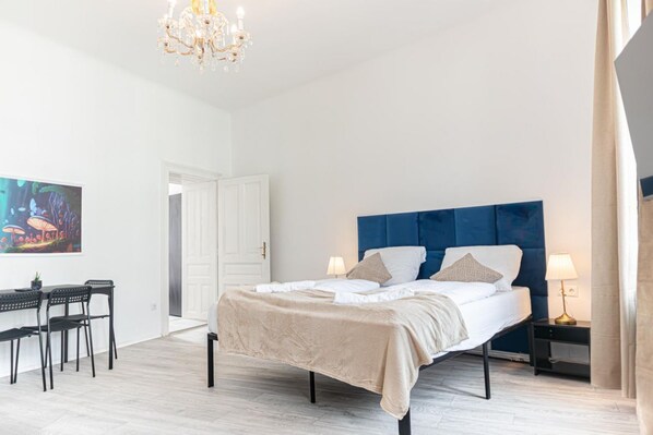 2 bedrooms, WiFi, bed sheets