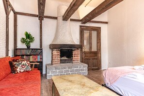2 室のベッドルーム、WiFi、ベッドシーツ