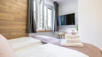 4 camere, una scrivania, Wi-Fi, lenzuola