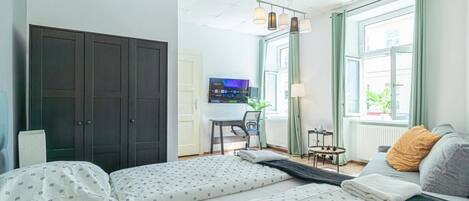 1 bedroom, iron/ironing board, WiFi, bed sheets