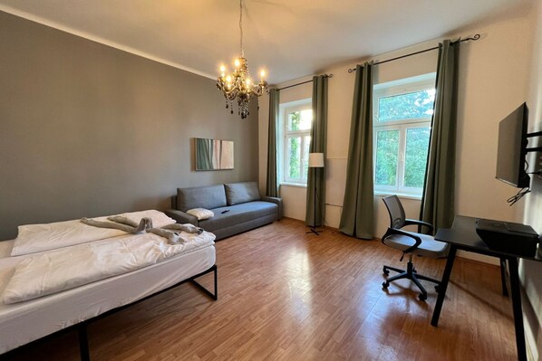 1 bedroom, WiFi, bed sheets
