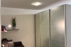 Interior - Cozy 3BR Apt. with the best location/U3 Gasometer (Wien)