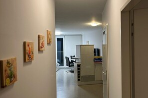 Interior - Cozy 3BR Apt. with the best location/U3 Gasometer (Wien)
