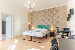 2 bedrooms, desk, iron/ironing board, WiFi