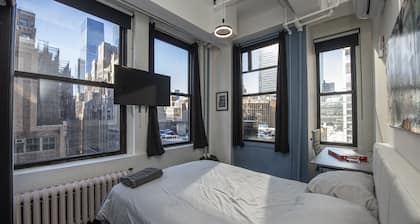 Madison Square Garden 6 Bedroom Loft