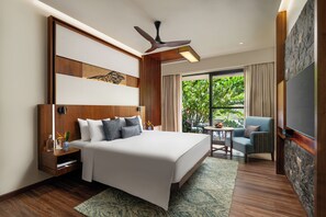 Premium bedding, down comforters, minibar, in-room safe - Scenic, Munnar - IHCL SeleQtions (Devikolam)