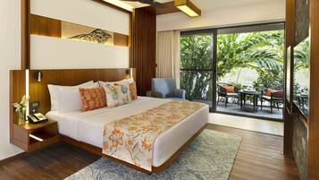 Seprai premium, selimut bulu angsa, minibar, dan brankas