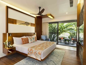 Premium bedding, down comforters, minibar, in-room safe - Scenic, Munnar - IHCL SeleQtions (Devikolam)