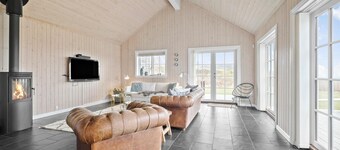 Gorgeous home in Fårevejle with kitchen