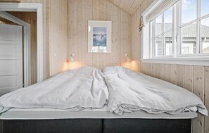 3 chambres, fer et planche à repasser, Wi-Fi gratuit