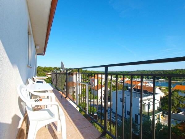 Property grounds - Holiday apartment with air conditioning (Pula)