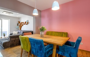 Dining - Lovely apartment in Sibenik (Sibenik)